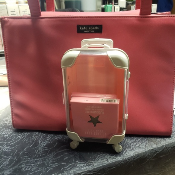 Breast Cancer Fund Raiser Raffle for @bellabugs41 - Picture 8 of 16